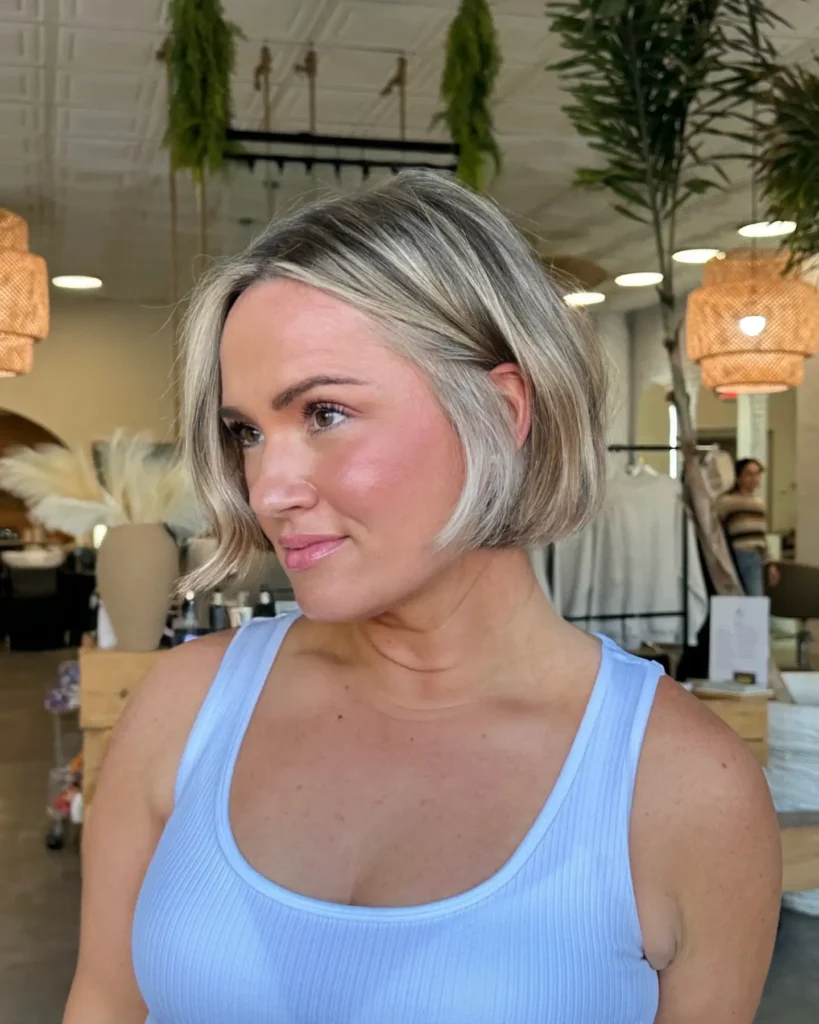 6. Classic Creamy Blonde Bob